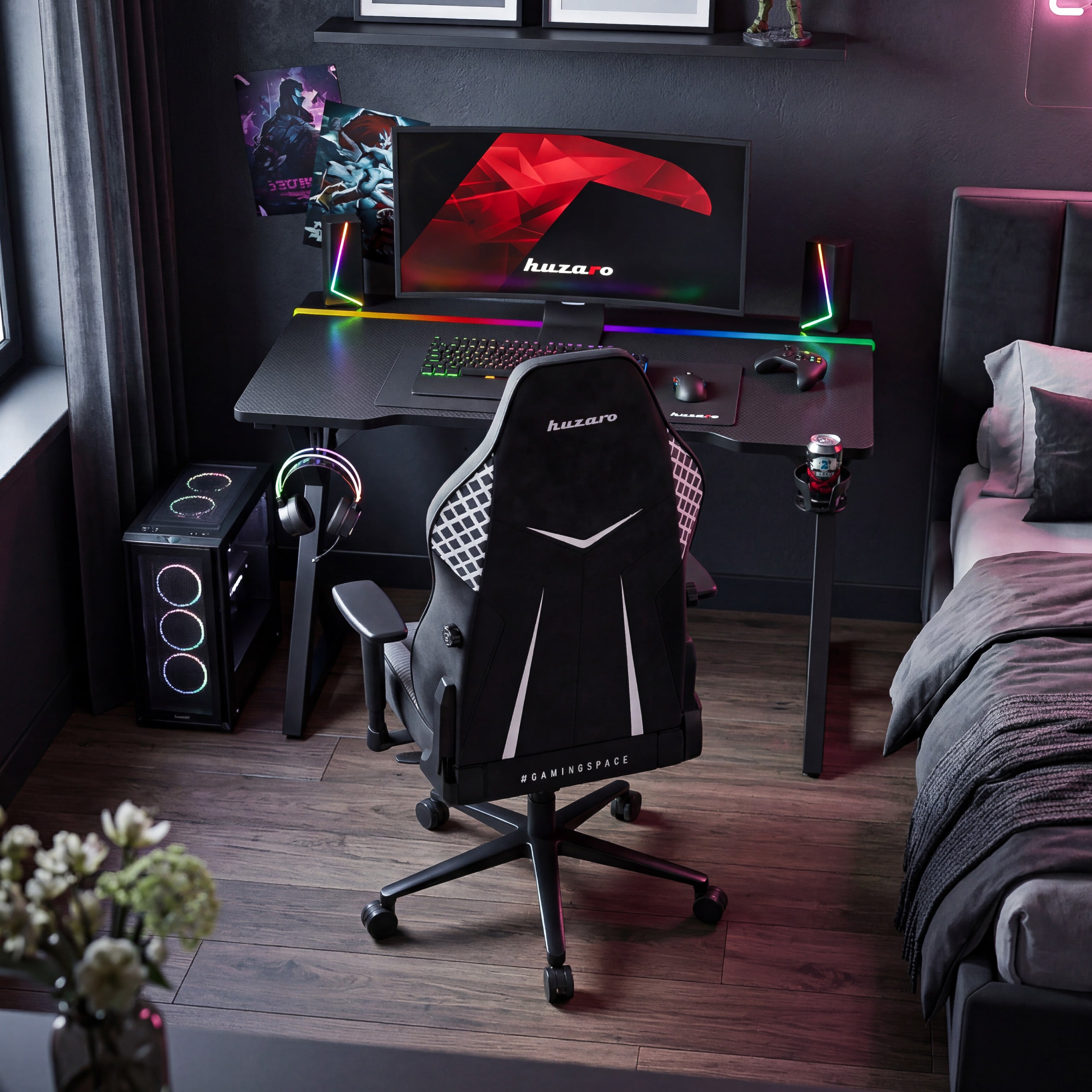 Herní stůl s LED osvětlením Huzaro Hero 2.4 RGB Black
